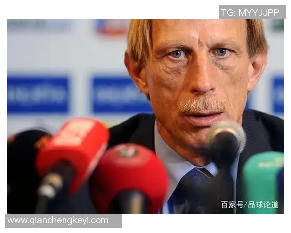 蒙眼培养足球明星的神秘教练与他的独特训练方法揭秘